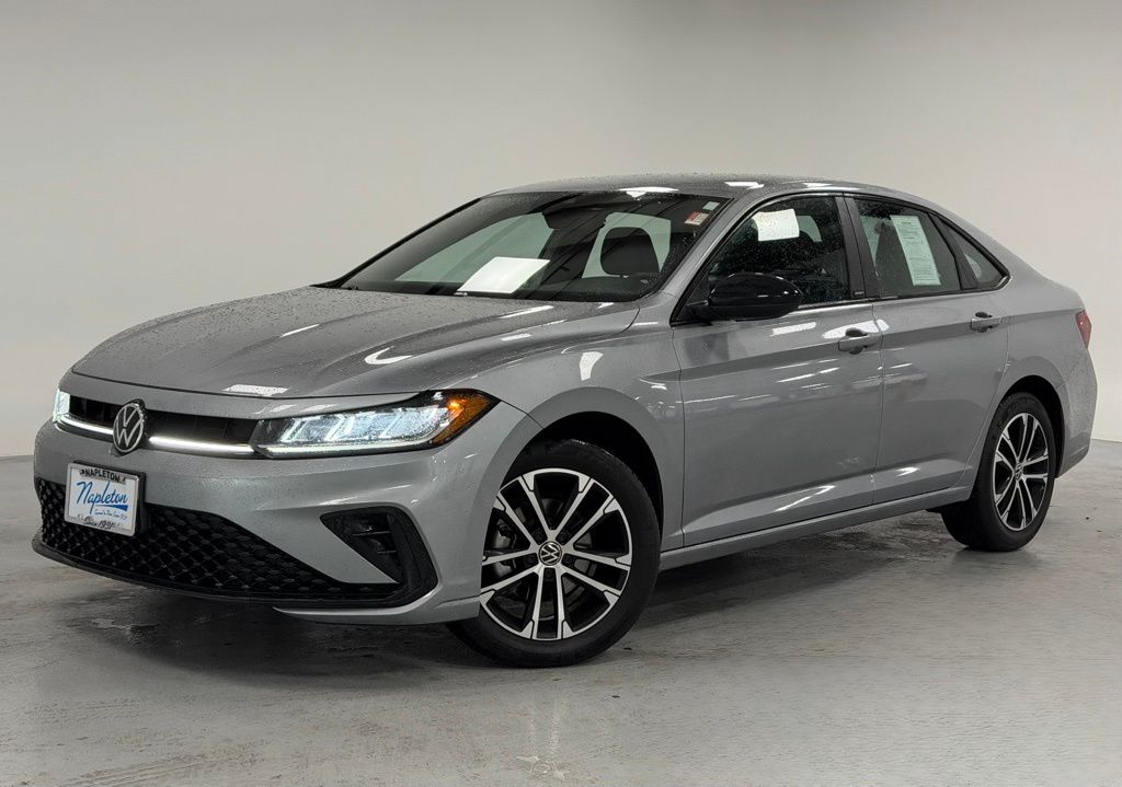 2025 Volkswagen Jetta Sport's photo