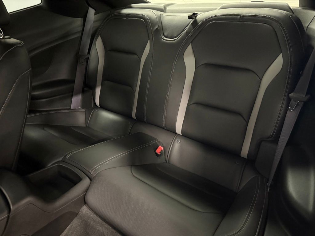 2017 Chevrolet Camaro 2LT - Photo 23