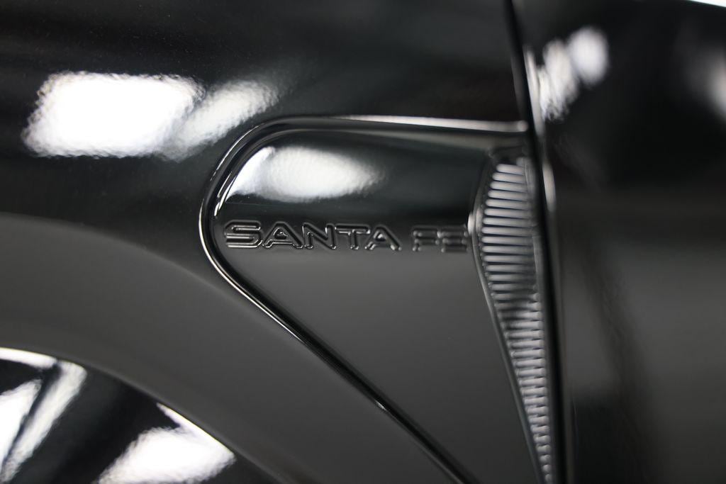2026 Hyundai Santa Fe Limited - Photo 8