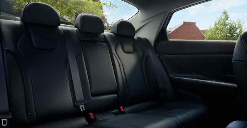 Elantra vs Corolla Interior Dimensions