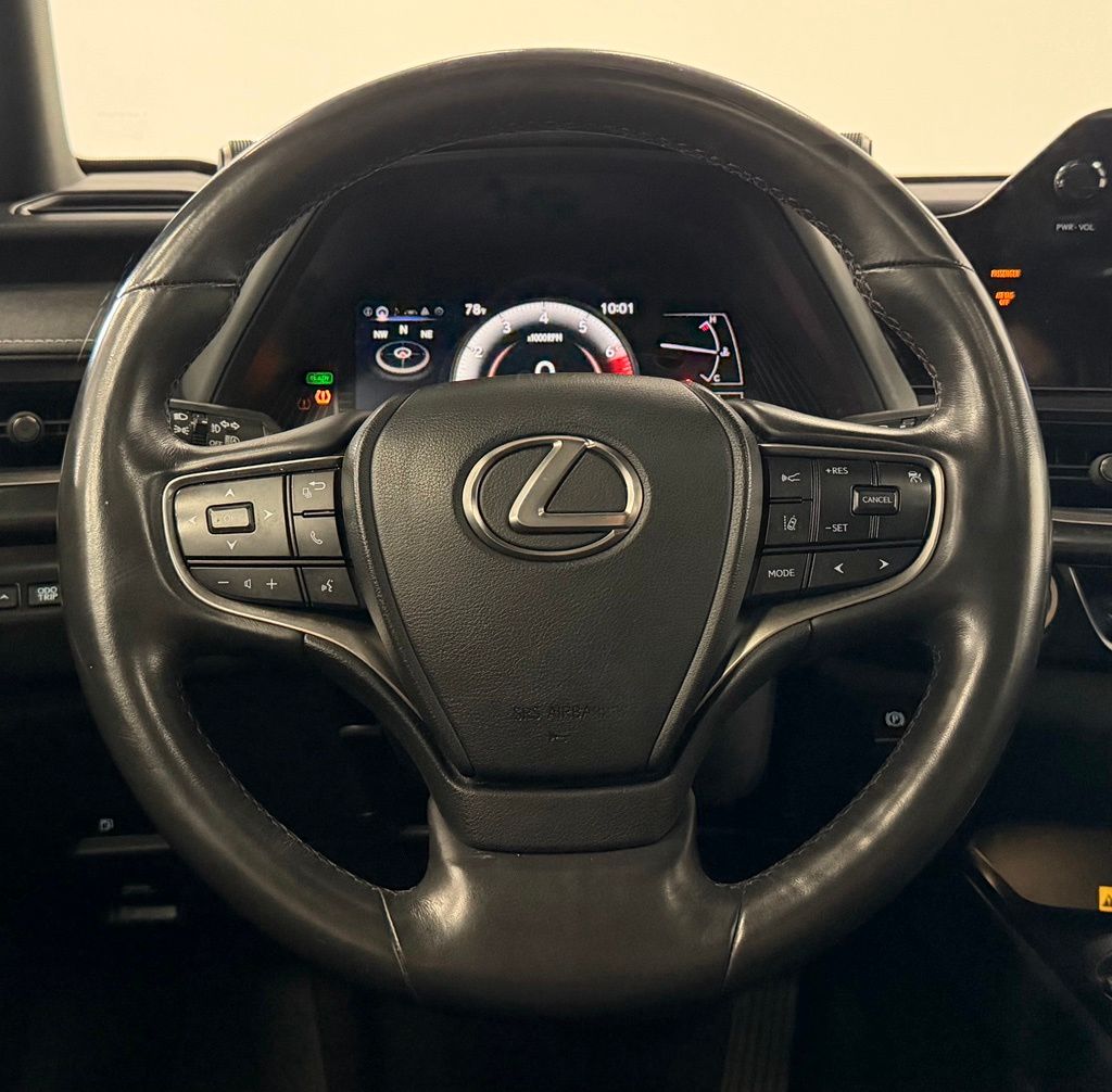 2023 Lexus UX Hybrid 250h F Sport Design - Photo 16