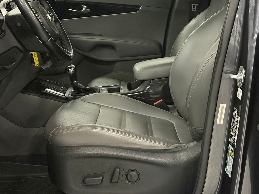 2016 Kia Sorento EX - Photo 12