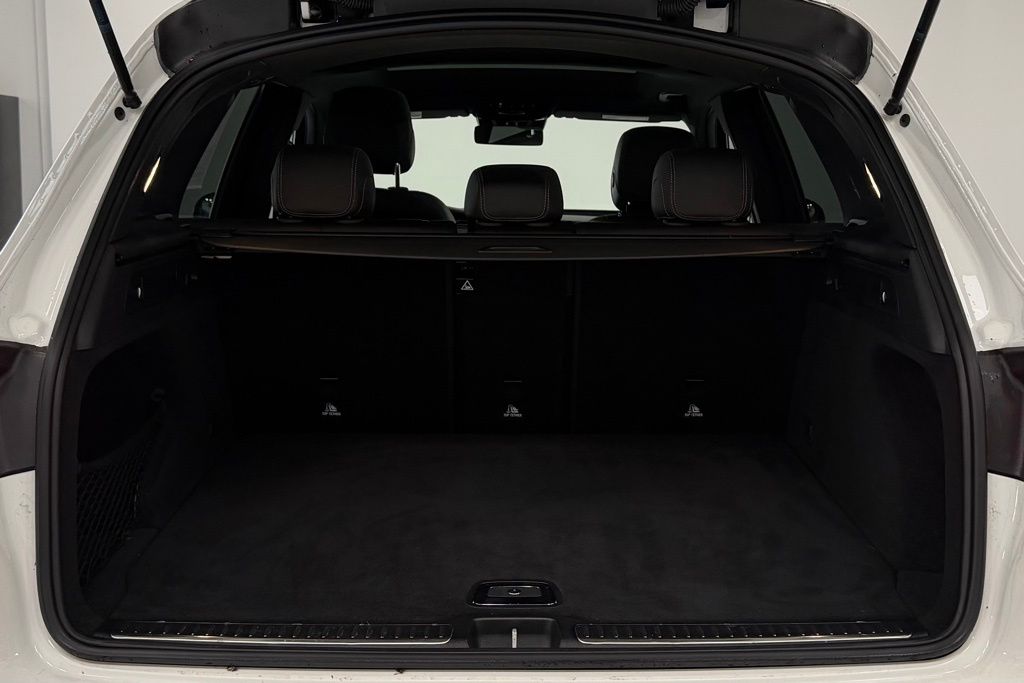 2022 Mercedes-Benz GLC GLC300 - Photo 28