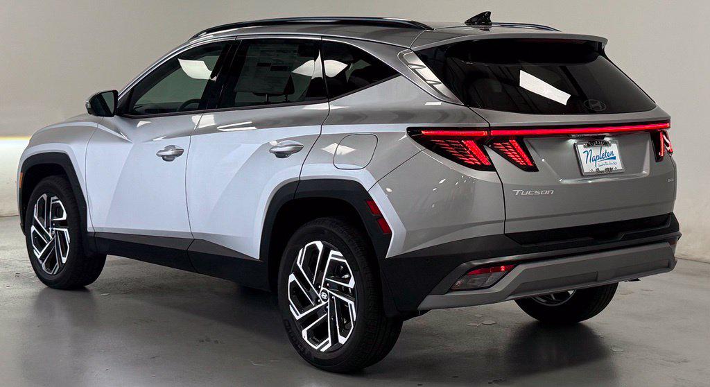 New 2026 Hyundai Tucson Limited AWD SUV