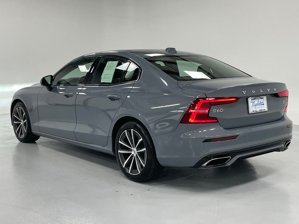 Used 2022 Volvo S60 B5 AWD Momentum Sedan