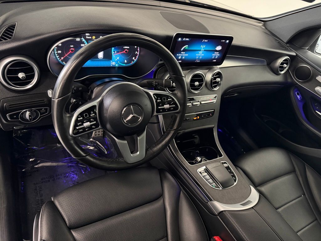 2022 Mercedes-Benz GLC GLC300 - Photo 11