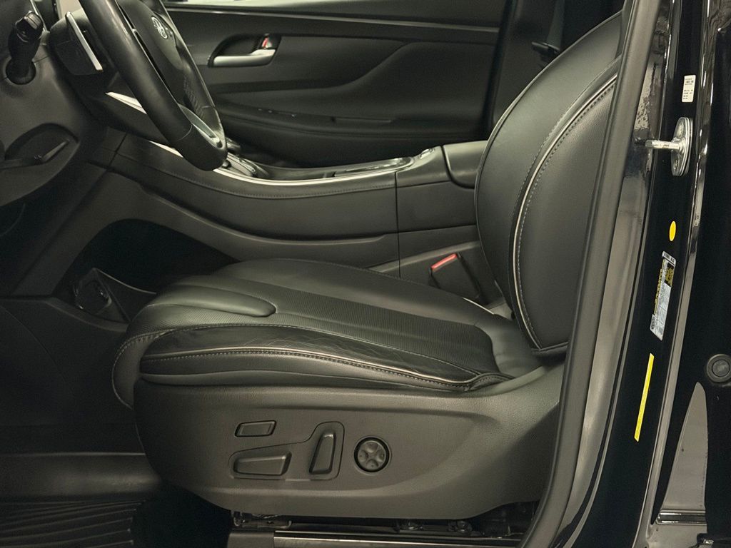 2022 Hyundai Santa Fe Limited - Photo 11