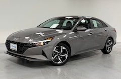 2023 Hyundai Elantra SEL Sedan