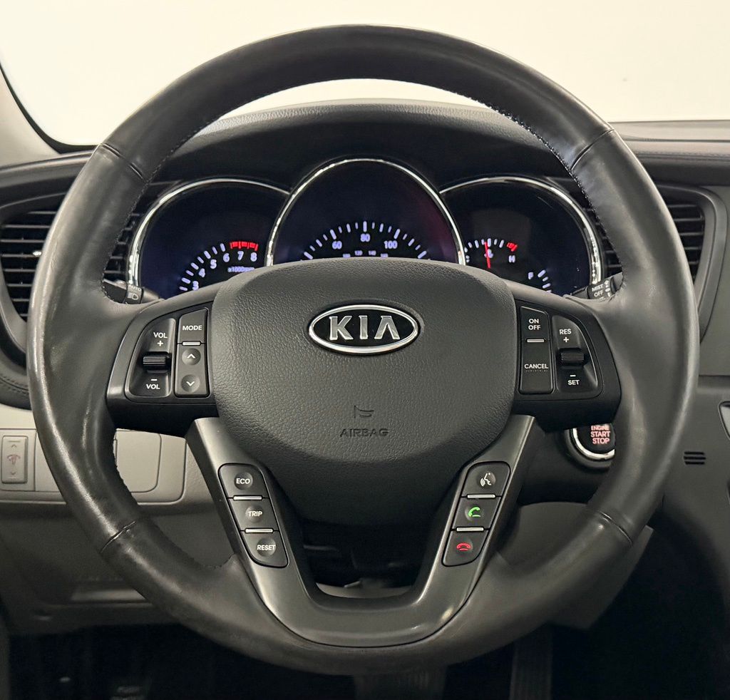 2012 Kia Optima EX - Photo 16