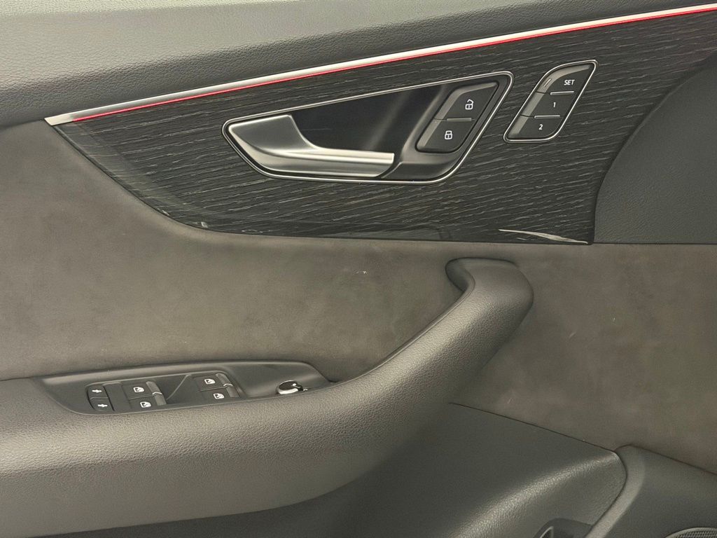 2020 Audi SQ7 Prestige - Photo 13