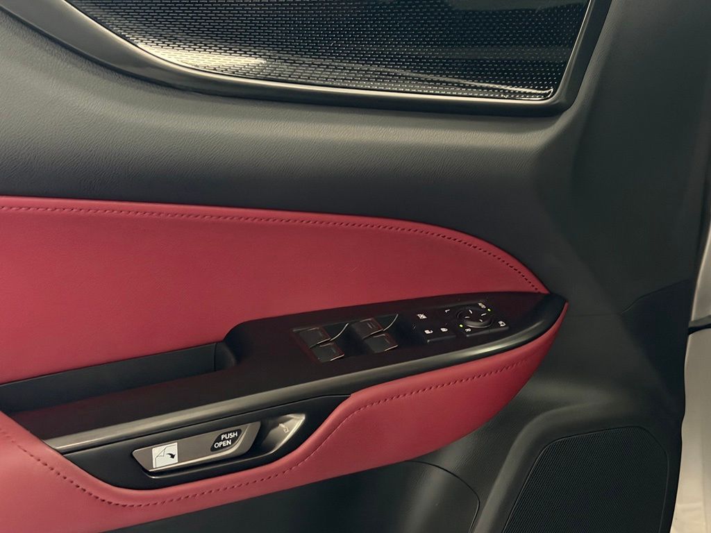 2024 Lexus NX 350 - Photo 13