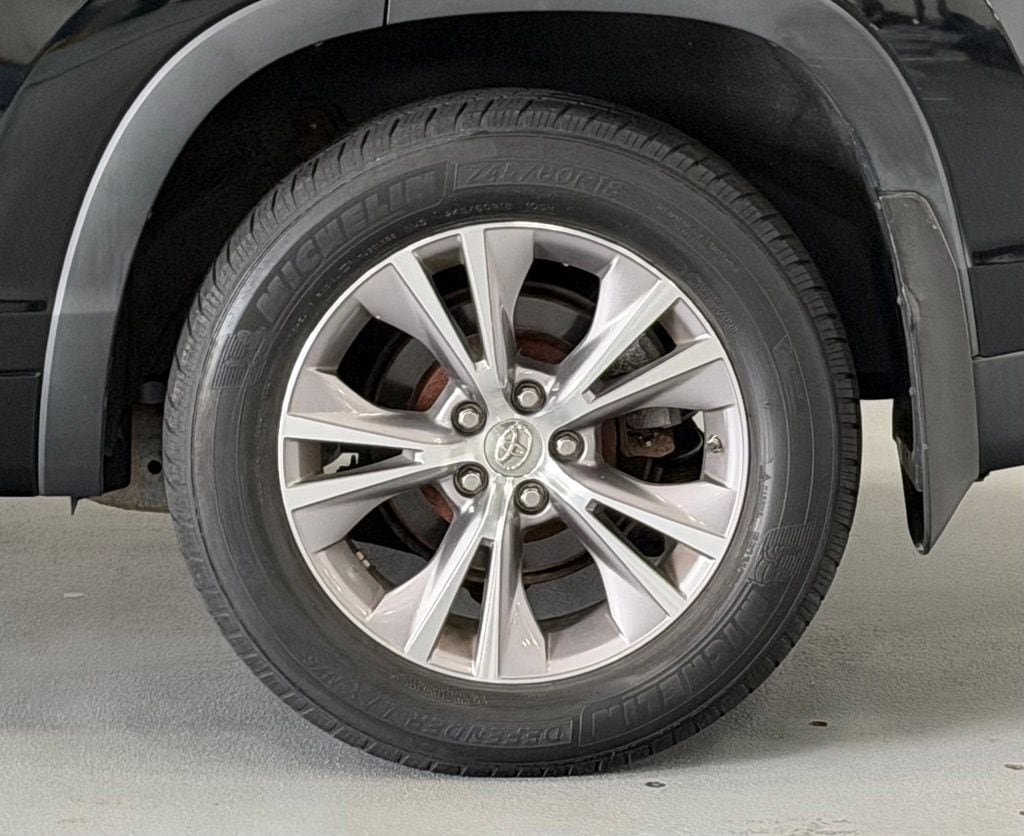 2014 Toyota Highlander XLE - Photo 8