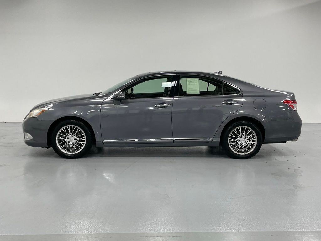 2012 Lexus ES 350 photo 2