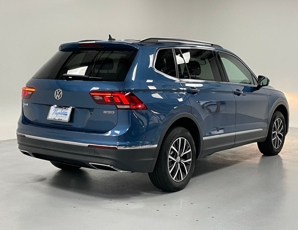 2020 Volkswagen Tiguan SEL photo 4