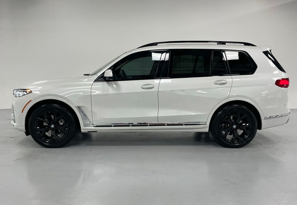 2022 Bmw X7 xDrive40i photo 2