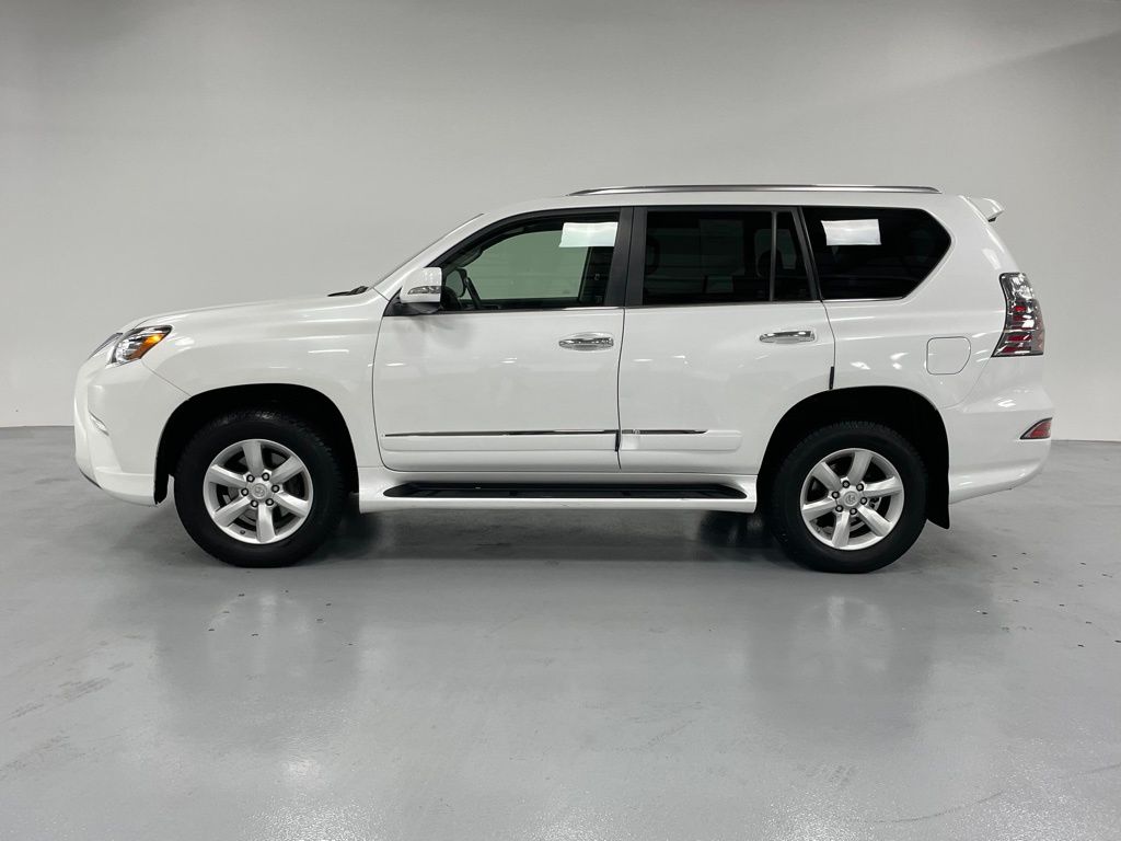 Used 2014 Lexus GX Base with VIN JTJBM7FX2E5075493 for sale in Aurora, IL