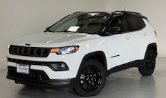 2023 Jeep Compass Latitude SUV