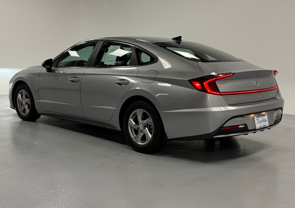 2021 Hyundai Sonata SE photo 3