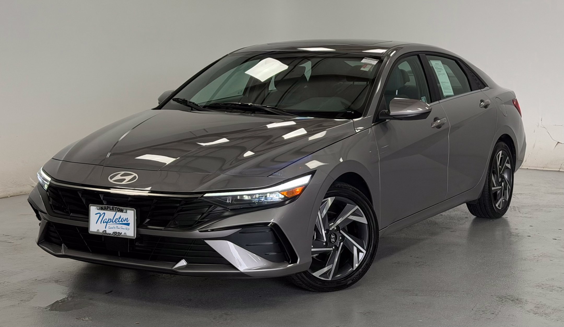 Certified 2025 Hyundai Elantra SEL Convenience Sedan