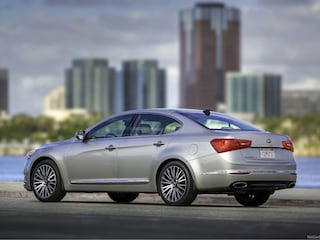 2014 Kia Cadenza Premium Sedan