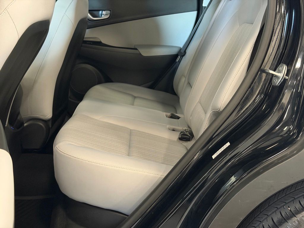 2023 Hyundai Kona SEL - Photo 24