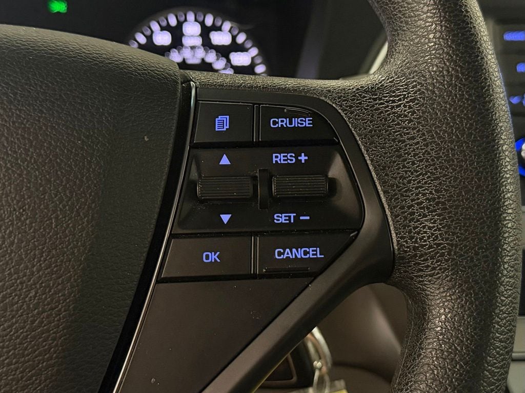 2015 Hyundai Sonata SE - Photo 17