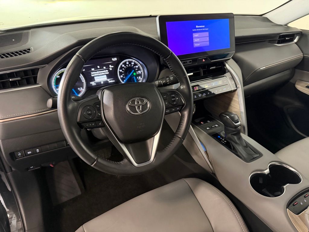 2024 Toyota Venza XLE - Photo 11