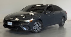 2024 Hyundai Elantra SEL Sedan