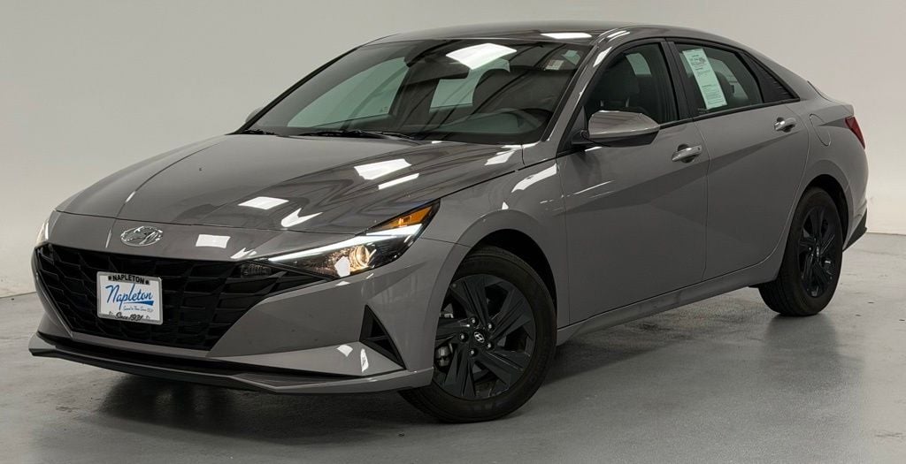 2023 Hyundai Elantra 2.0 SEL IVT SULEV's photo