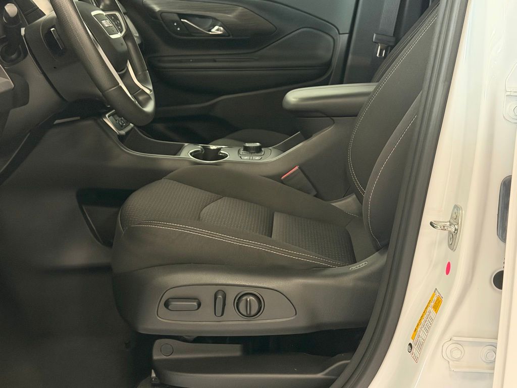 2024 GMC Terrain SLE - Photo 12