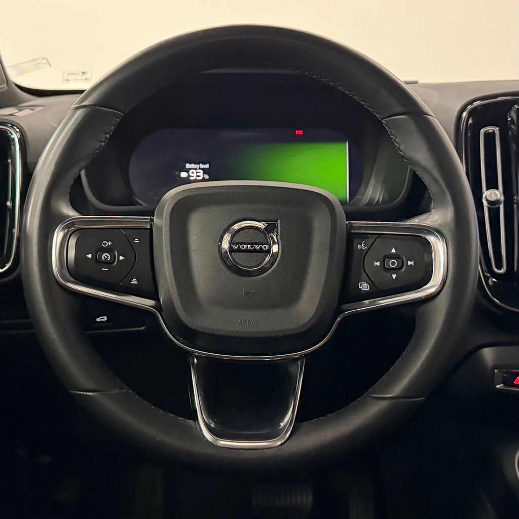 2023 Volvo C40 Plus - Photo 14