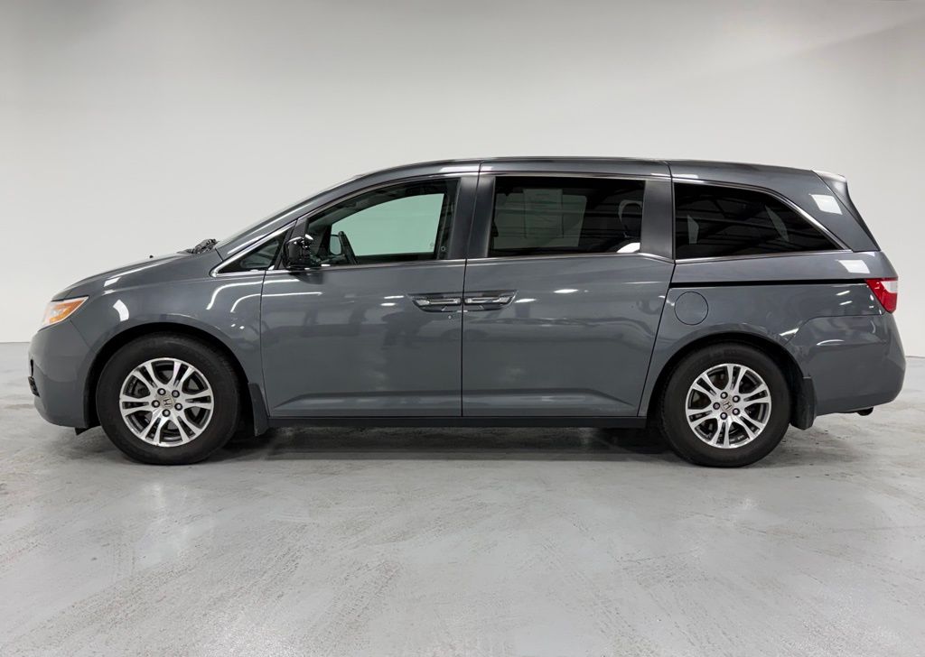 Used 2013 Honda Odyssey EX-L with VIN 5FNRL5H61DB034489 for sale in Aurora, IL