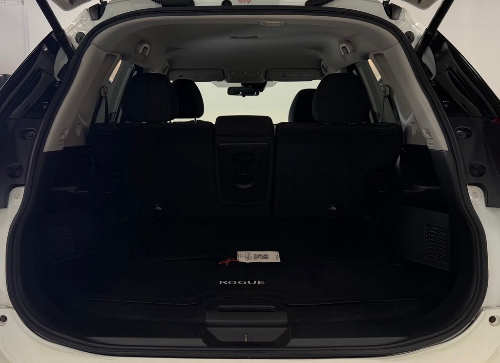 2019 Nissan Rogue SV - Photo 25