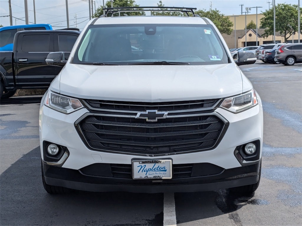 Used 2019 Chevrolet Traverse Premier with VIN 1GNEVKKW1KJ210924 for sale in Aurora, IL