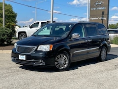2014 Chrysler Town & Country Touring-L Van