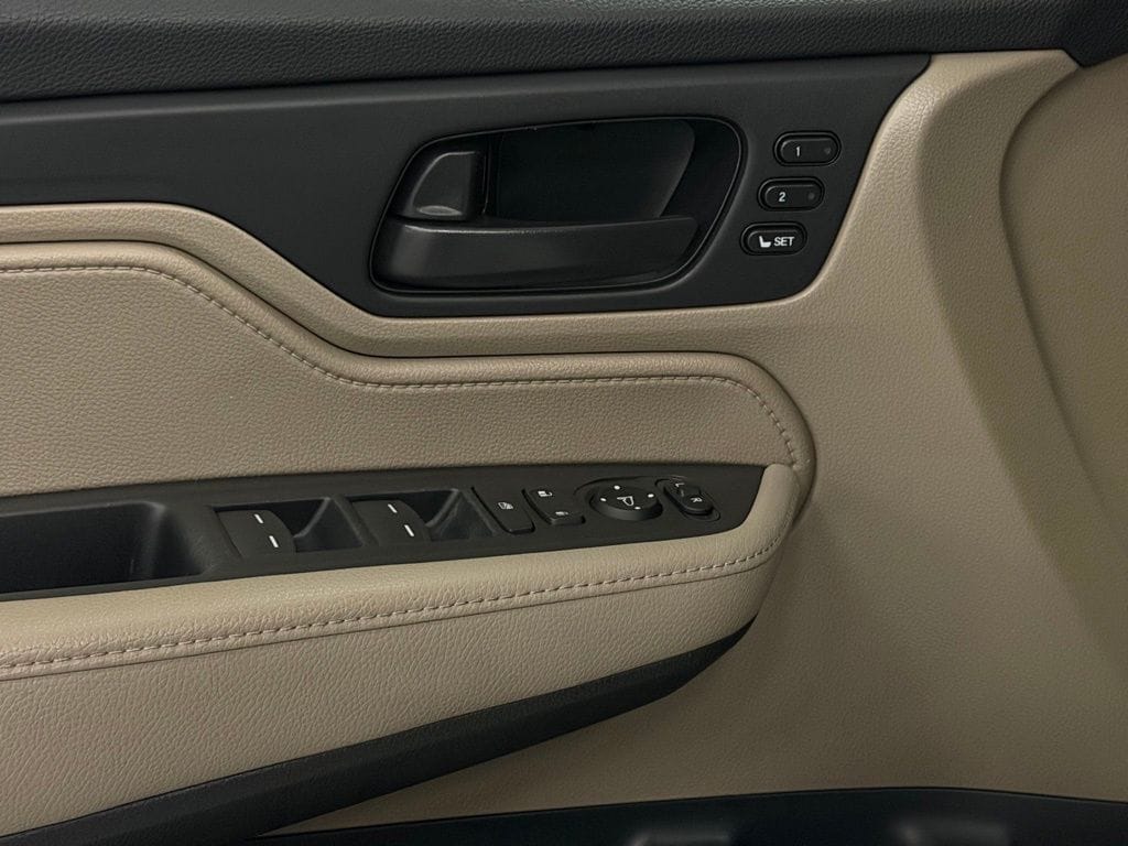2019 Honda Odyssey EX-L - Photo 13