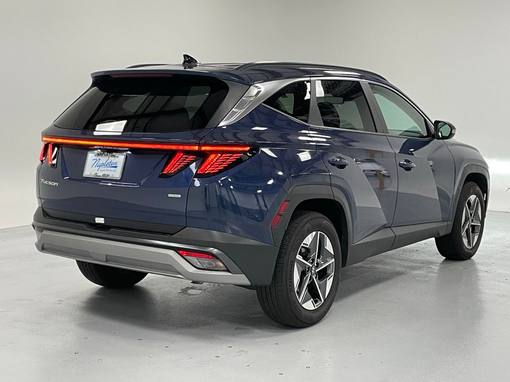 2025 Hyundai Tucson SEL Convenience photo 2