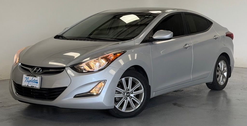 2015 Hyundai Elantra 1.8 SE A/T's photo