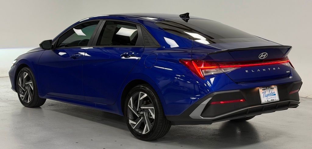Certified 2025 Hyundai Elantra Hybrid SEL Sport Sedan