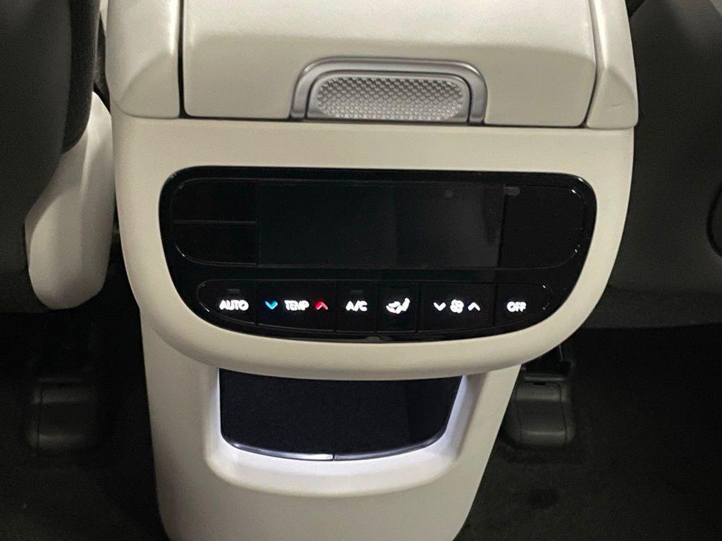 2026 Hyundai IONIQ 9 SE - Photo 22