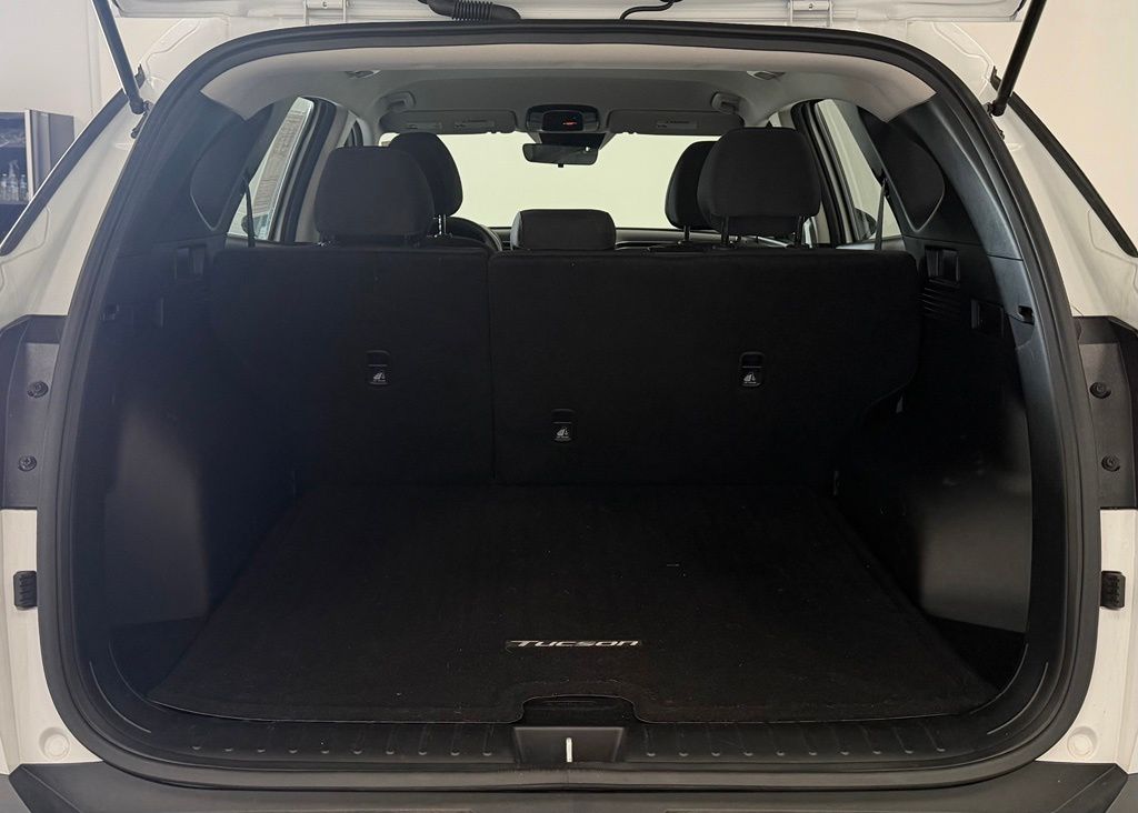 2024 Hyundai Tucson SE - Photo 23
