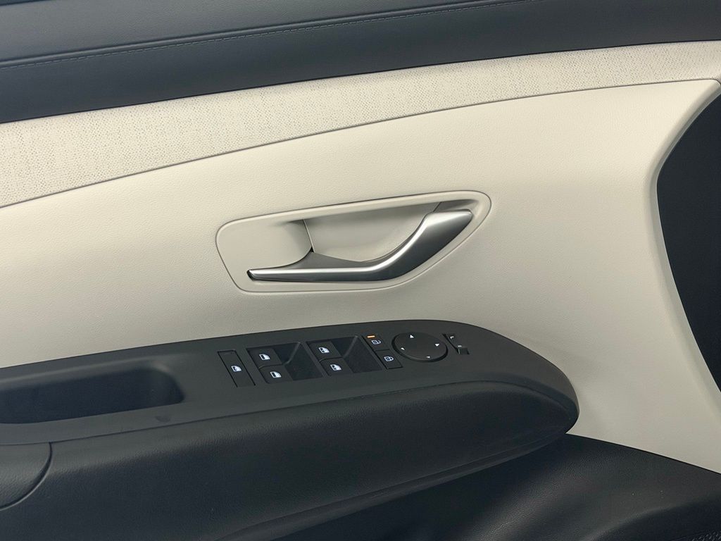 2025 Hyundai Tucson SEL Convenience - Photo 13