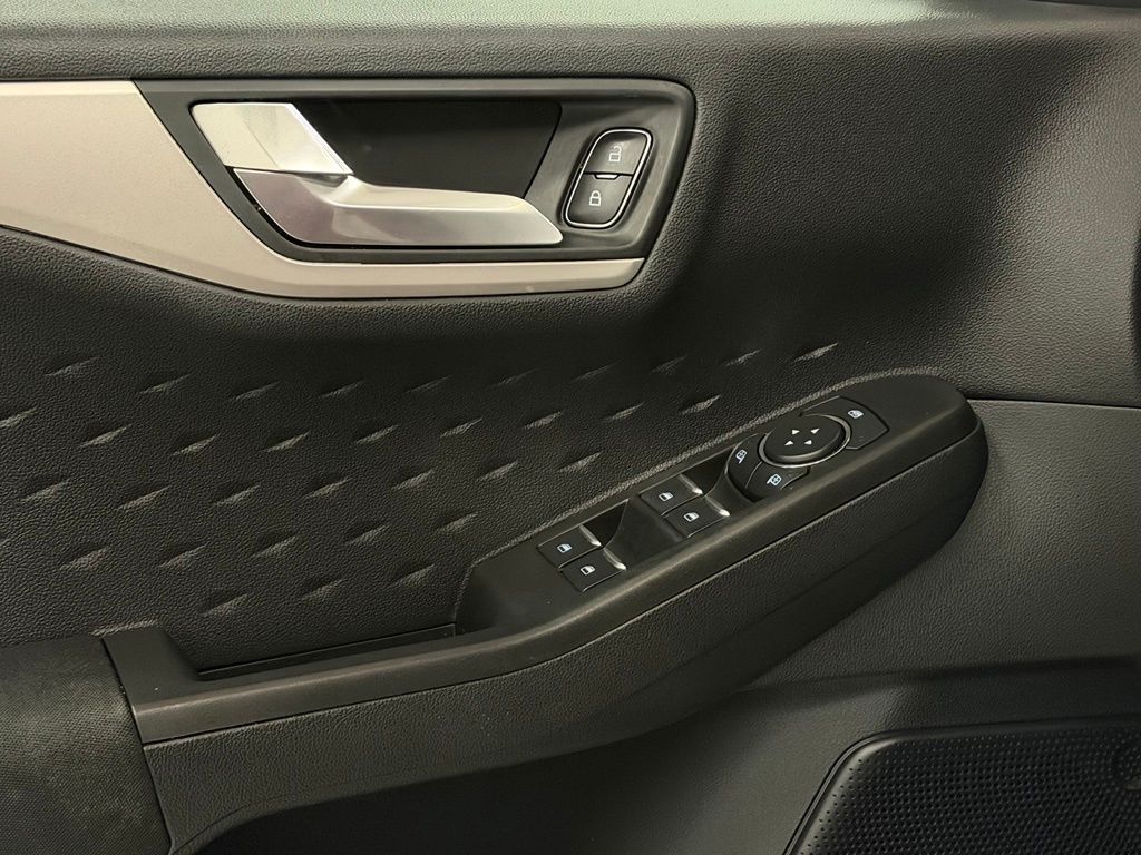 2020 Ford Escape SE - Photo 13
