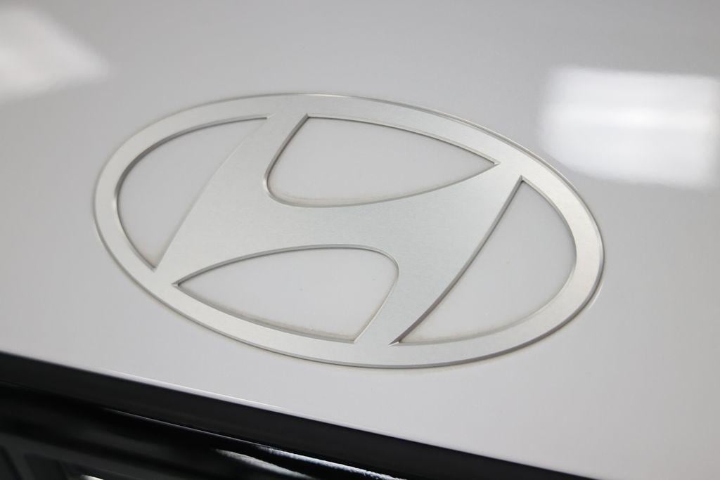 New 2026 Hyundai Santa Fe Hybrid Limited SUV