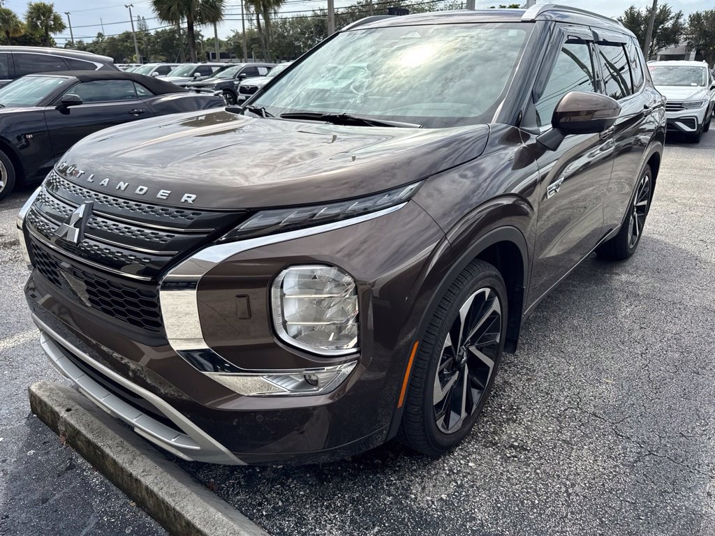 2024 Mitsubishi Outlander Plug-in Hybrid