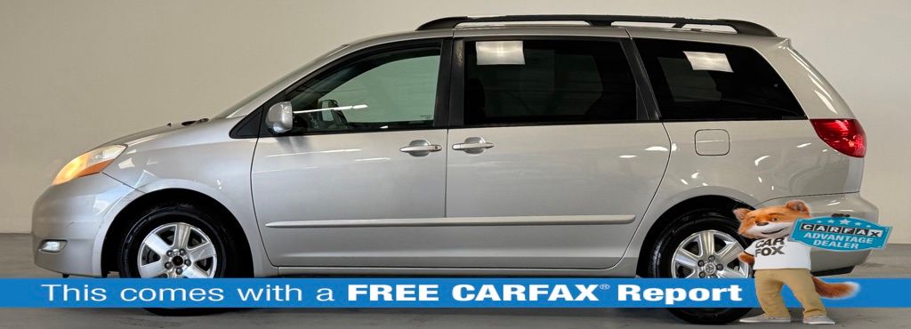 Used 2007 Toyota Sienna XLE with VIN 5TDZK22C07S022320 for sale in Aurora, IL