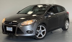 2012 Ford Focus Titanium Hatchback