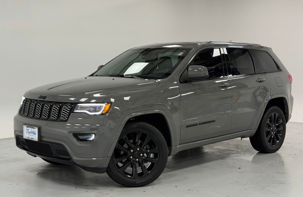 Used 2020 Jeep Grand Cherokee Laredo SUV