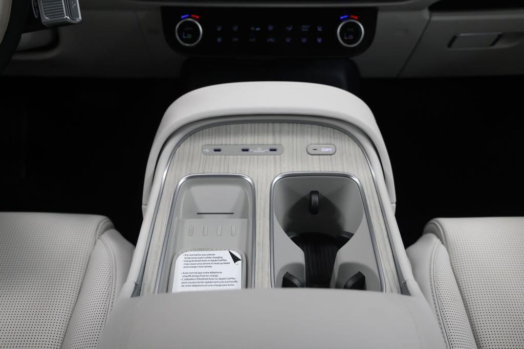 2026 Hyundai Palisade Calligraphy - Photo 38