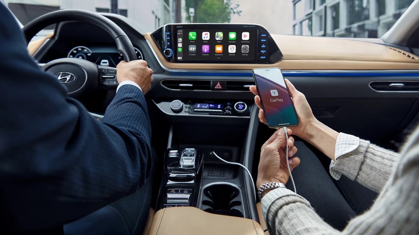 Connect to Apple Carplay in Hyundai